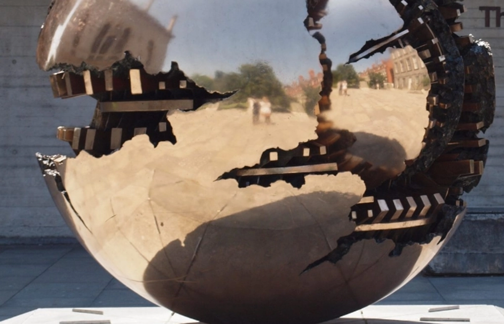 Pomodoro sculpture Trinity College Dublin