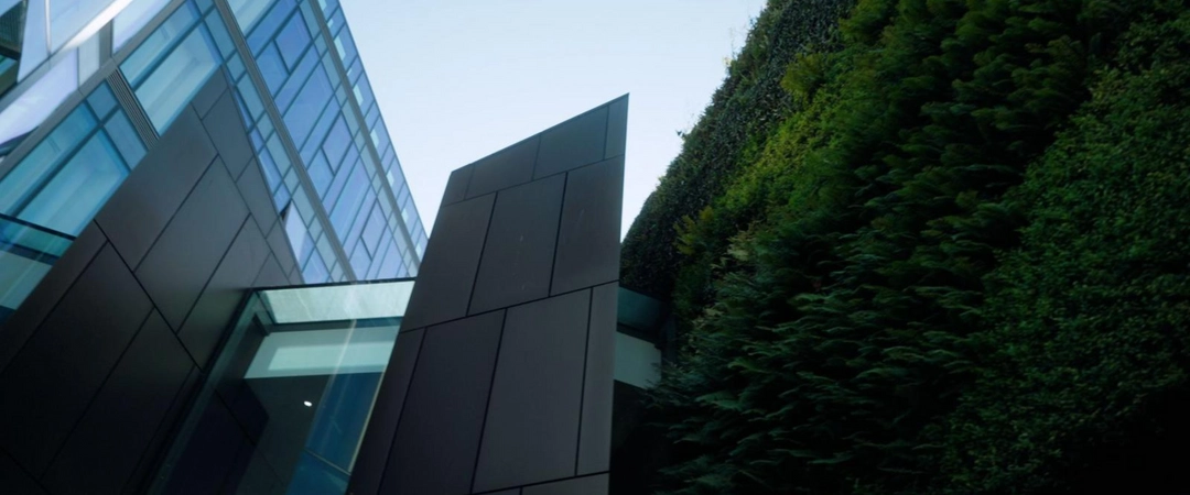 Pearse St Entrance of TBS