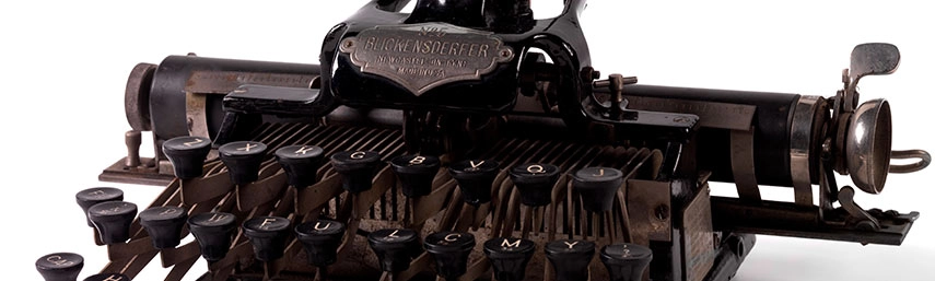 old black metal typewriter