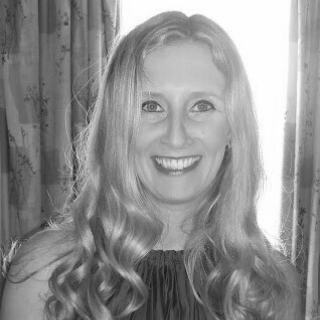 Dr. Caroline  Curtin