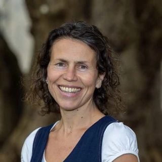 Dr. Catherine Farrell