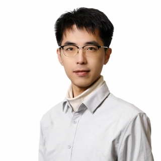 Wenwei Zeng