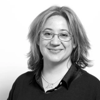 Dr. Damaris Fernandez