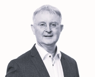 Professor Damian Murchan