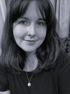 Ms. Iseult N&iacute; Chonch&uacute;ir