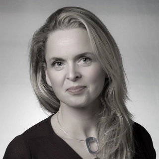 Professor Tr&iacute;ona Lally