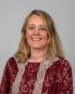 Dr. Samantha Williams