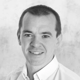 Dr. Martin Duignan