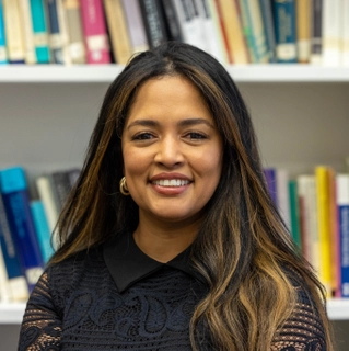 Ms. Amanda Dos Santos Antunes