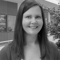 Dr. Sin&eacute;ad Smith