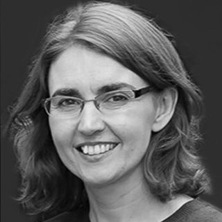 Dr. Pauline Rooney