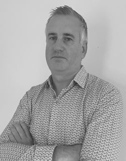 Dr. Breandán Mac Gearailt