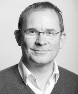 Dr. Edward Arnold
