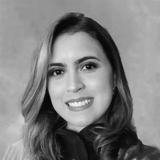 Dr. Kálya Yasmine Lima
