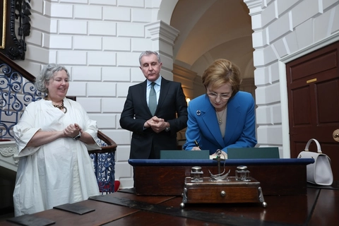 Custodian of Romanian Crown visits Trinity