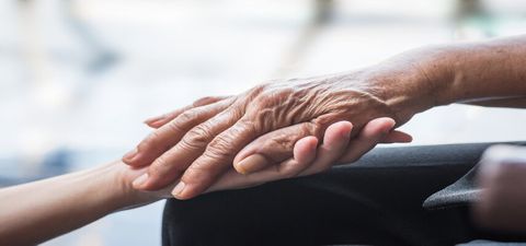 Palliative care study finds patients and caregivers feel obliged to give and receive support