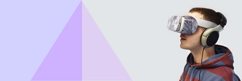 Student with AVR headset on.