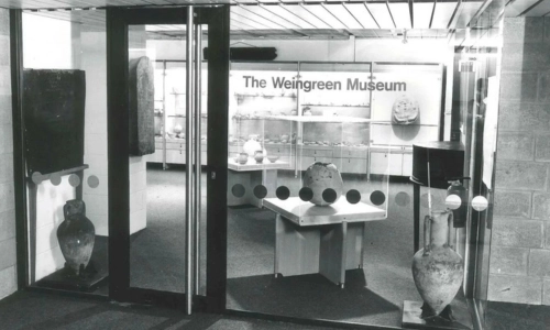 Historic black and white photo of the Weingreen Museum.