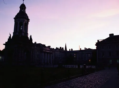 Trinity College Dublin, Building