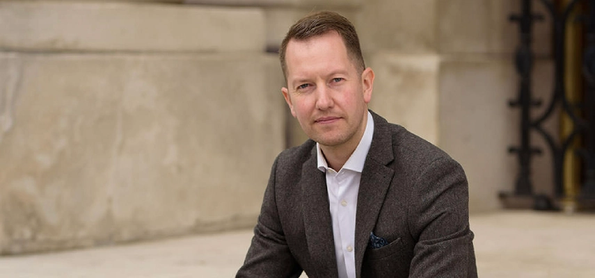 Dr Joseph Roche School of Education Trinity College Dublin