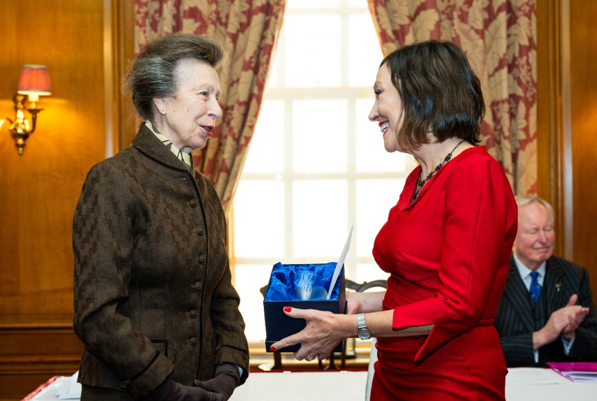 Aileen getting the Award