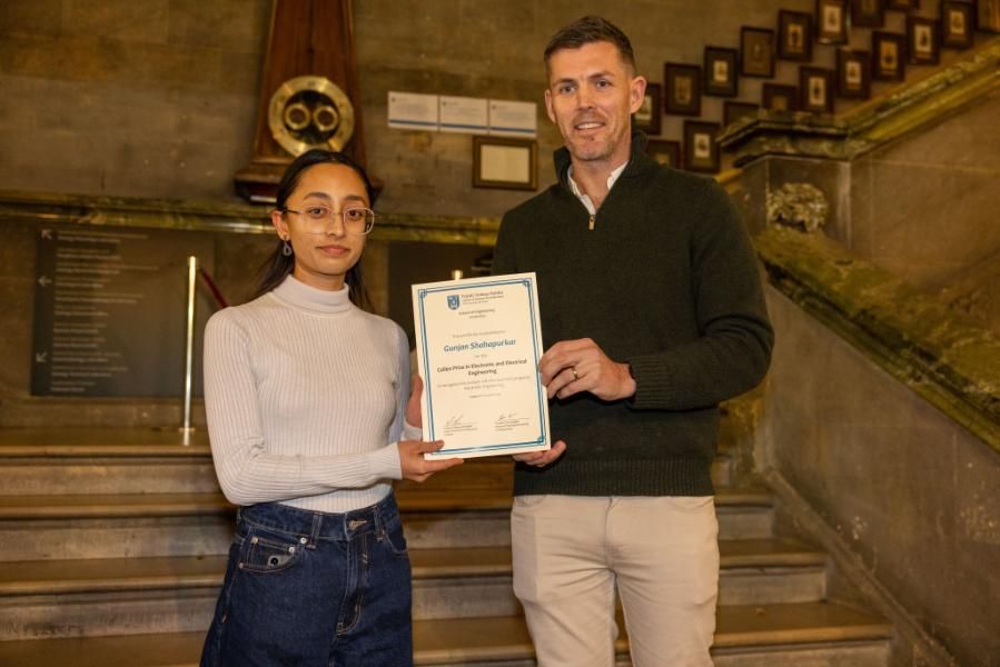 An image of Gunjan Shahapurkar, winner of  Collen Prize in Electronic and Electrical Engineering (MAI) with Prof Monaghan