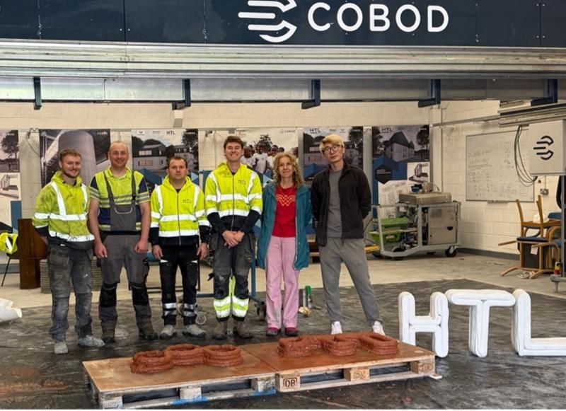 Liam Whittle (HTL), Ivan Sorokivskyi (HTL), Vasyl Pylypiv (HTL), Jandré Oosthuizen (HTL), Prof. Sara Pavia and Dr Zehao Lei, Trinity.