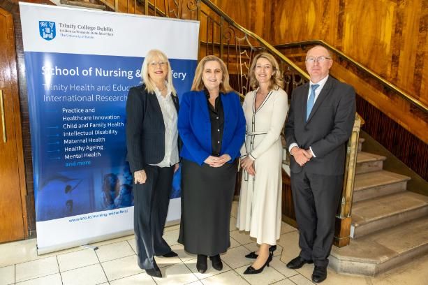 Carolyn Donohue and delegates