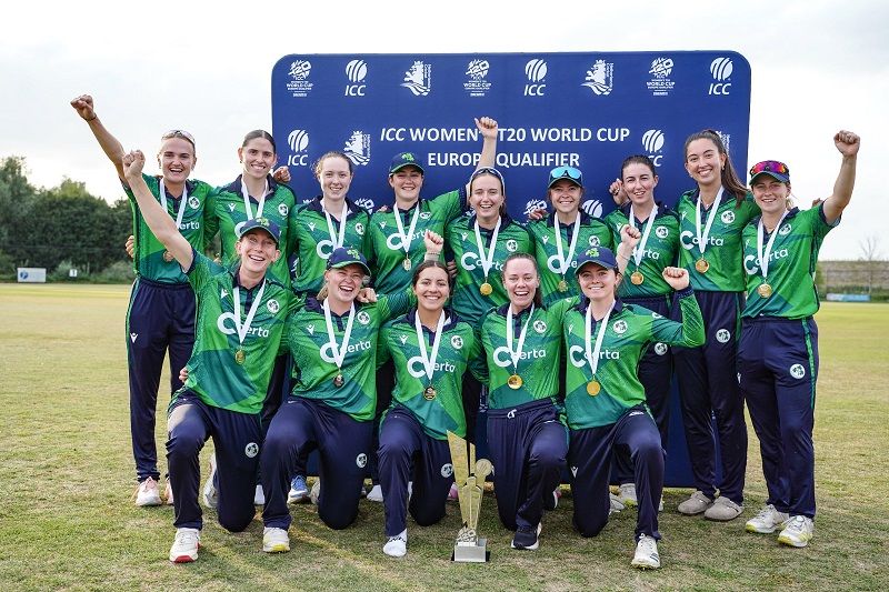 Ireland Women's Cricket Team including Trinity alumni Leah Paul and Rebecca Stokell celebrate 2026 T20 World Cup European Qualifier