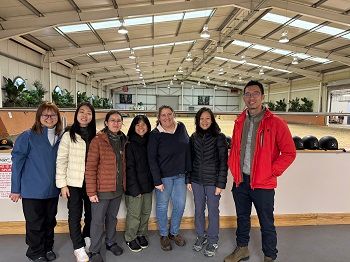 A group photo of the Singaporean delegation to Ireland
